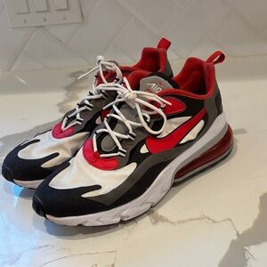 Nike Air Max 270 React Red Black White Running Shoes Mens size 11
